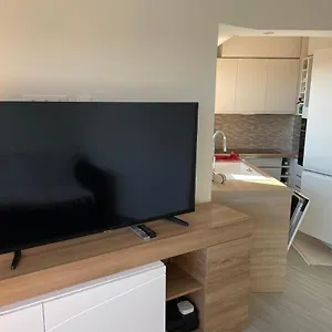 Appartement T2 Dans Résidence Calme Avec Piscine